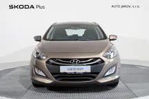 i30