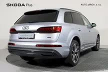 Q7