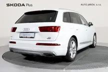 Q7 