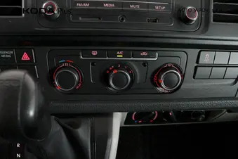 Volkswagen Transporter - skříňový vůz