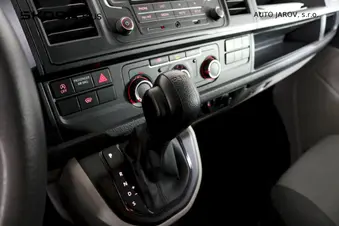 Volkswagen Transporter - skříňový vůz  