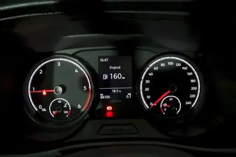 Volkswagen Transporter - skříňový vůz  