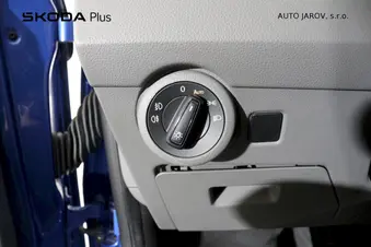 Volkswagen Transporter - skříňový vůz  