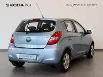 i20