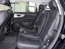 Q7