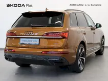 Q7 