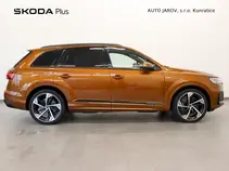 Q7 