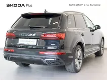 Q7 