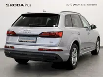 Q7