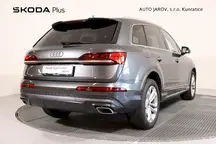 Q7 