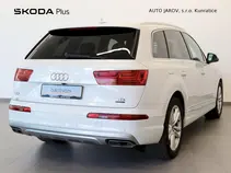 Q7 