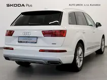 Q7 