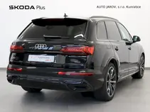 Q7