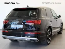 Q7 