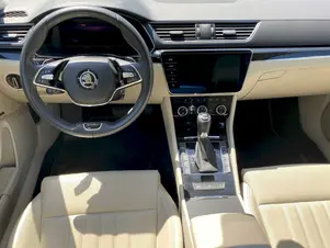 Škoda Superb L&K