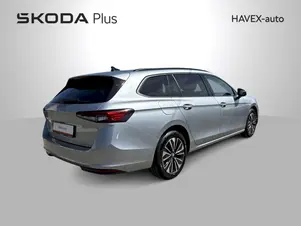 Škoda Superb Selection