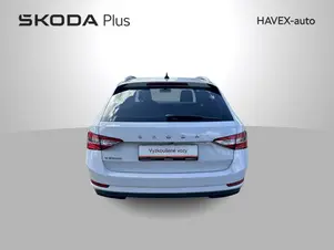 Škoda Superb Ambition