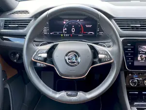 Škoda Superb L&K