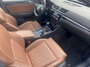 Škoda Superb L&K