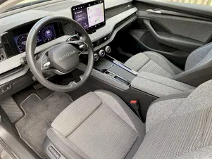 Škoda Superb Selection