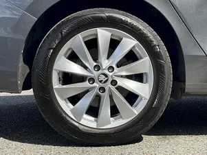 Škoda Superb Selection