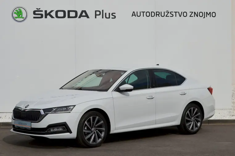 Octavia Style Plus