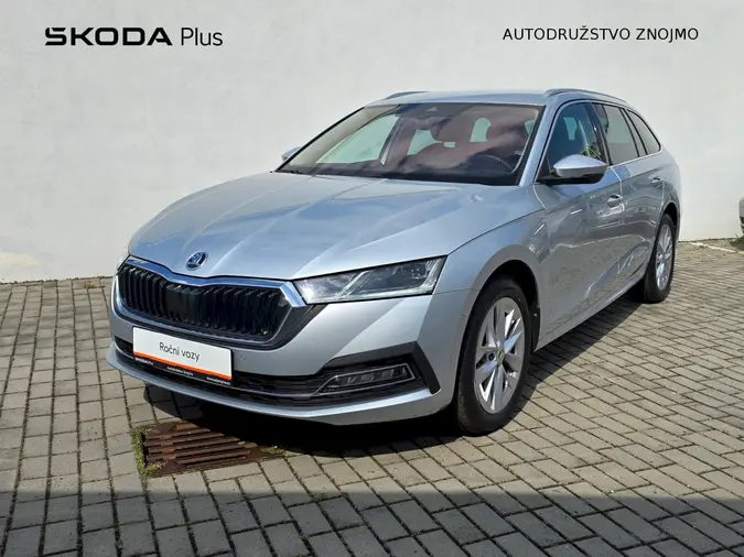 Octavia Style Plus