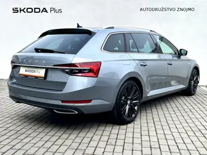 Škoda Superb L&K