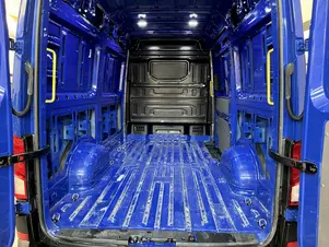 Volkswagen Crafter - skříňový vůz  