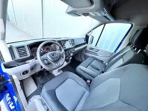 Volkswagen Crafter - skříňový vůz  