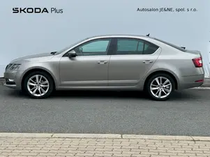 Škoda Octavia Style Plus