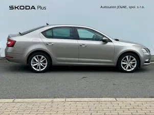 Škoda Octavia Style Plus
