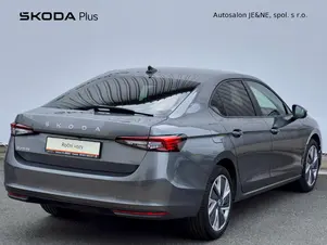 Škoda Superb Selection