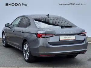 Škoda Superb Selection