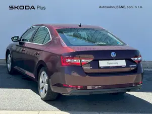 Škoda Superb L&K