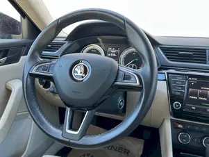 Škoda Superb L&K