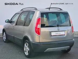 Škoda Roomster Scout