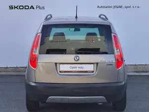 Škoda Roomster Scout