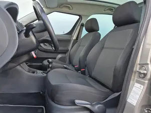 Škoda Roomster Scout