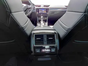 Škoda Superb L&K