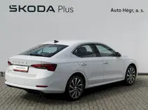 Octavia Style Plus