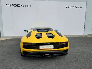 Lamborghini Aventador 
