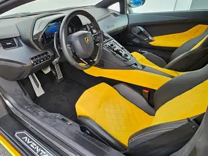 Lamborghini Aventador 
