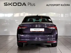 Škoda Octavia 130 let