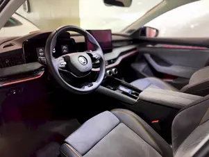 Škoda Superb Selection