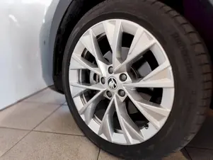 Škoda Superb L&K
