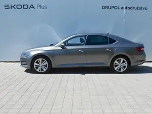 Škoda Superb Style Plus