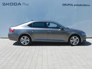 Škoda Superb Style Plus