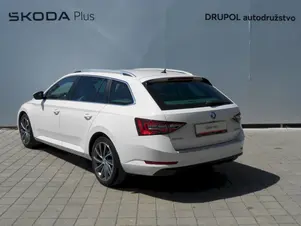Škoda Superb Style