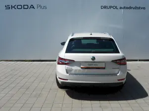 Škoda Superb Style